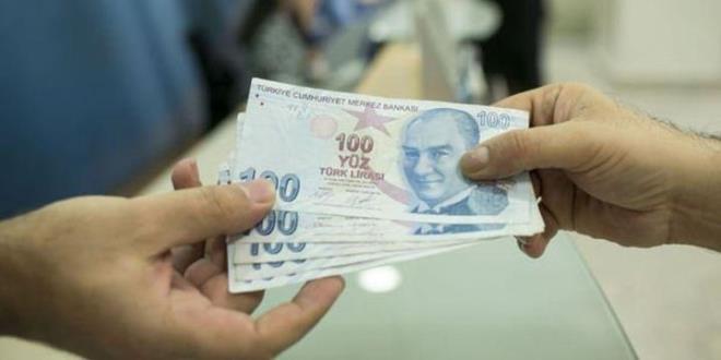 Aksigorta Genel Mdr Uur Glen, cayma sresinin uzatlmasyla parann fonlarda daha uzun sre kalmasnn salanabileceini kaydetti. Glen, &#8220; kaynaklarmzn yaratt sermayeyi kullanmak yararmza. Ayn zamanda para biriktirmemize yeni destek olabilir&#8221; dedi.