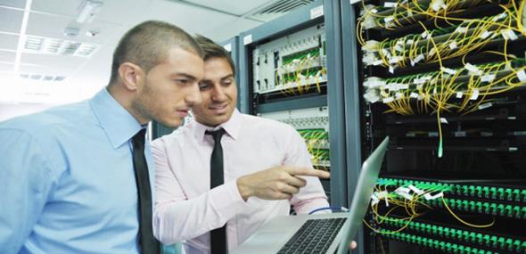 25. Bilgi Sistemleri Yneticisi  -  Ksa grev tanm: Yeni teknolojiler hakknda bilgi sahibi olur ve kurulularnn bilgisayar sistemlerini ykseltme yollarn aratrr.    Ortalama yllk maa: 106,000 USD    Ak pozisyon says: 147