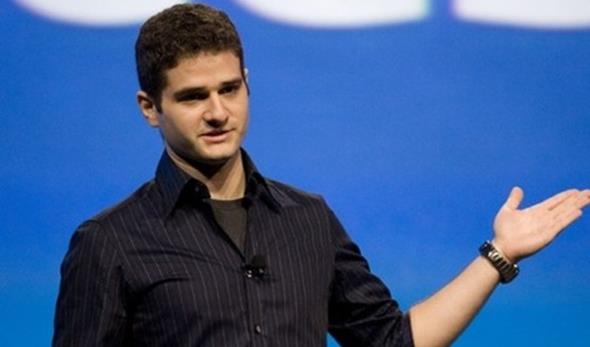 <p>32 - Dustin Moskovitz - 13.6 milyar dolar -</p>  <p> </p>  <p>Servetinin kayna: Facebook</p>  <p> </p>  <p>31 - Thomas Peterffy - 15.1 milyar dolar -</p>  <p> </p>  <p>Servetinin kayna: Interactive Brokers</p>  <p> </p>