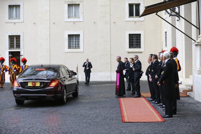 Bu olay sonras Trkiye, Vatikan ile diplomatik ilikilerini yaklak 10 ay boyunca maslahatgzar seviyesinde srdrd. Bu srede yaplan diplomatik giriimlerin sonunda ise her iki taraftan da admlar atlmas sayesinde Trkiye'nin Vatikan Bykelisi ubat 2016'da Vatikan'a geri dnd. Bykeli'nin dnmesiyle Trkiye-Vatikan diplomatik ilikileri yeniden rayna otursa da, Vatikan kaynaklar gerek yaknlamann ancak Kuds meselesi sayesinde mmkn olduunu sylyor.
