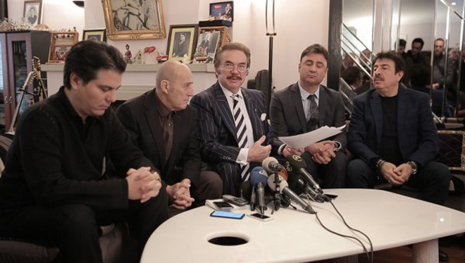 Trkiye Musiki Eseri Sahipleri Meslek Birlii (MESAM) Ynetim Kurulu Bakanl grevinden geen hafta istifa eden Orhan Gencebay, bugn de ynetim kurulu yeliinden istifa ettiini aklad. Gencebay'n yan sra ynetim kurulu yeleri Fuat Gner, Suat Suna, Ahmet Seluk lkan ve Recep Ergl de istifasn sundu.