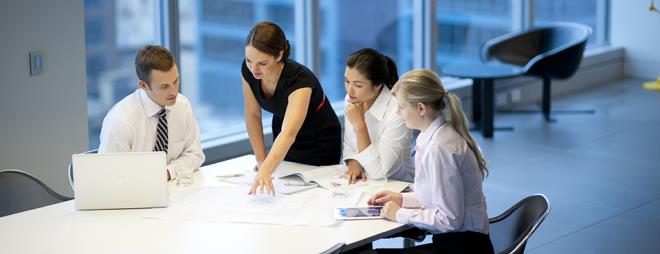 En ksa srede ii bitirme oranlar sralamas 1-) Peru 2-) sve 3-) Endonezya 4-) in 5-) ili &#8230; 11-) Trkiye Listenin son srasna baktmzda ise, zenginle fakirin en u noktalarda olduu lkelerden olan Birleik Arap Emirlikleri&#8217;ni ilk srada gryoruz. BAE&#8217;yi takip eden lkeler srasyla Danimarka, Brezilya, Belika ve Portekiz oldu.