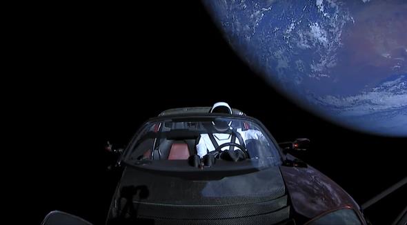 SpaceX, 2018 ylnn sonuna doru Falcon 9 ve Dragon grevleriyle astronotlar uzaya tamay hedefliyor.