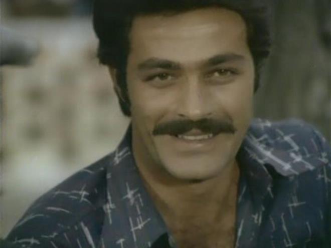 1986 - Sen Trklerini Syle  1986 - Hayat Kprs  1986 - Gnee Kpr.  1986 - Dikenli Yol  1985 - Ylann c