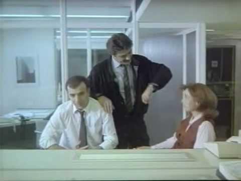 Kadir nanr, 1990'da Med Cezir Manzaralar adl film ile 3. Ankara Film enlii'nde de En yi Erkek Oyuncu dalnda dln sahibi oldu.