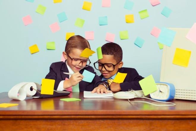 Her yata grlebilen unutkanlk ok kk belirtilerle kendini ele veriyor ve erkenden fark edilip tedavi edilmezse hayat kabusa evirebiliyor. Uzmanlara gre unutkanlk, demansa yani bunamaya dnebiliyor, bir sre sonra ise zihni bo bir levhaya evirebiliyor.