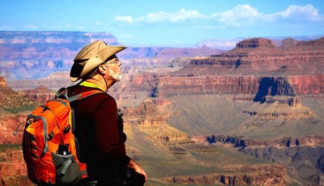 "Yeni bir dil konumak, yeni bir dnyann ve kltrn kaplarn amaktr" Frantz Fanon