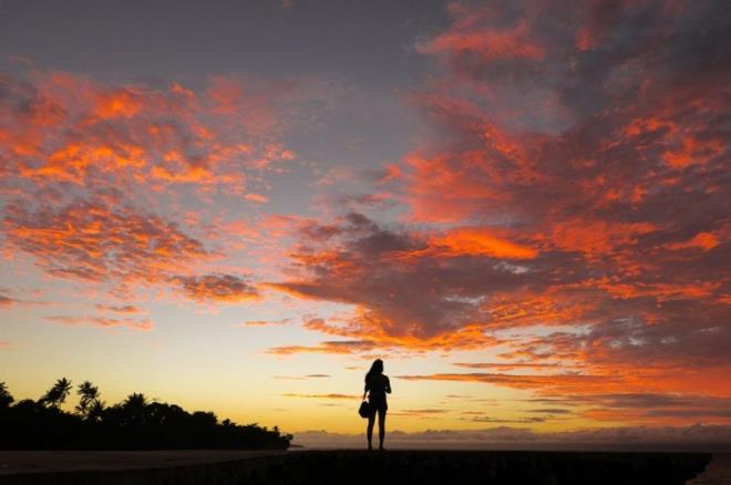 "Dnyadaki yzbin ehrin her birinde gne benzersiz ekilde batyor. Sadece bir defa buna ahit olmak iin seyahat etmeye deer" RyuMurakami