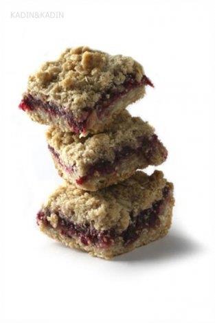 Yulafl� bar     Ara ���n olarak triptofan a��s�ndan zengin olan bir adet yulafl� bar t�ketmeniz sizi tok tutar ve i�tah�n�z� kontrol ederek kilo vermenize yard�mc� olur.