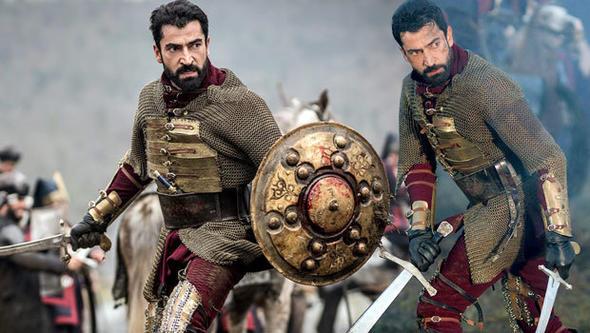 Kenan mirzalolu, Kanal D&#8217;de balayacak &#8216;Mehmed-Bir Cihan Fatihi&#8217; dizisindeki &#8216;Fatih&#8217; rol iin 8 aydr haftann 5 gn, 2&#8217;er saat at binme ve kl kullanma dersleri ald. Kenan mirzalolu, at binip kl kullanarak 5 kilo verdiKenan mirzalolu, Kanal D&#8217;de balayacak &#8216;Mehmed-Bir Cihan Fatihi&#8217; dizisindeki &#8216;Fatih&#8217; rol iin 8 aydr haftann 5 gn, 2&#8217;er saat at binme ve kl kullanma dersleri ald. Bu yzden 5 kilo verdi.