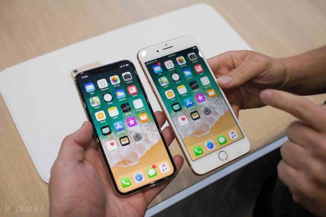 ABD'de 999 dolardan balayan fiyatlar ile satlan iPhone X sadece ABD merkezli teknoloji Apple'n deil Samsung'un da kasasn dolduruyor. Zira iPhone X'in ekranlar Samsung tarafndan retliyor.