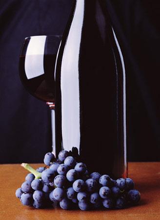 6- Krmz arap  <br>  Krmz arap koyu renkteki zmlerden yaplr. arap retiminde fermantasyon ve yllandrma ilemleri uygulanr.