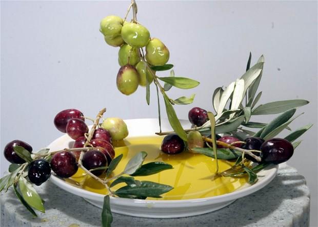 5-Zeytin  <br>  Evet, belki aracaksnz ama zeytin ve zeytin ya da kimi insanlarda ba arsna yol aabiliyor.