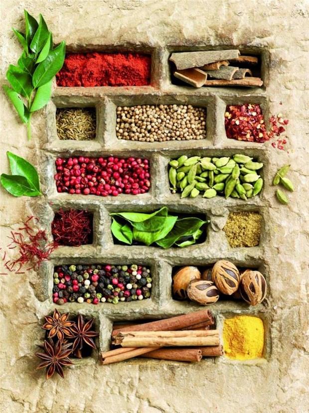 Salk Bakanl, yzyllardr birok hastala iyi geldii bilinen ancak yanl kullanmda rahatszlklara da yol aan bitkileri aklad.