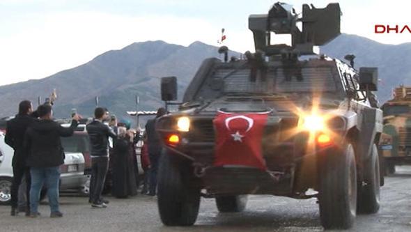 Jandarma ve Polis zel Harekt timlerinin, Afrin'de terristlerin kylere szma giriimini nlemek iin grev alacaklar ve meskn mahal operasyonlarna katlacaklar renildi.