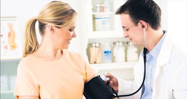 Herhangi bir salk probleminiz varsa, daha nce hi egzersiz yapmamsanz veya 40 ya zerinde iseniz yrye balamadan nce mutlaka salk kontrolnden gemelisiniz. Ayrca her egzersiz gibi yryn temposu ve sresini de salk durumunuza gre dzenlemeniz gerektiini unutmayn.