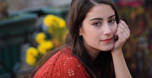 Hazal Kaya hretini elektriklerin kesilmesine ve srarl tutumuna borlu. Gen yana ve sektrdeki ksa tecrbesine ramen ses getiren dizilerde rol alan Hazal Kaya'nn hret olma yks ok ilgin.