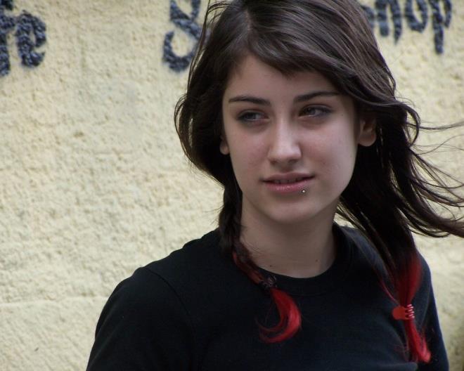 Y K ELEKTRK KESLD: Ama Hazal Kaya bekleme karar ald. Ksa sre sonra elektrikler geldi. Hazal Kaya yetkililerle grt ve Genco dizisindeki rol ald. Hazal Kaya daha sonra bir rportajnda o gn "Belki baka bir gn gitseydim Genco'ya balamayacaktm" diye anlatmt.