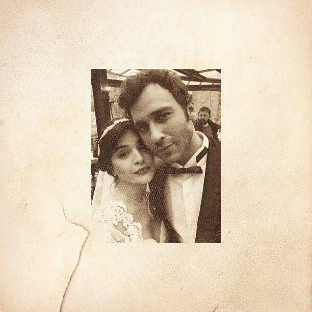 <p>Aldatlan bir kadnn nnde  seenek vardr: </p>  <p>  A-Ayrlmak. </p>  <p>  B-Affetmi gibi grnp, mcadele etmek. </p>  <p>  C-Grmezden gelmek. </p>  <p>  Gonca Vuslateri&#8217;nin canlandrd Derin&#8217;se &#8220;D kk&#8221;, yani &#8220;Hibiri&#8221; der. ekimleri sren &#8216;Tehlikeli Karm&#8217;, yaynlanmaya baladnda dier Japon formatlar gibi iyi reyting alrsa, epeydir seyircinin ilgisini ekecek farkl senaryo bulma konusunda sknt yaayan yapmclarn gz aydn. nk Trkiye&#8217;ye uyarlayacaklar baya dizi var Japonya&#8217;da&#8230;</p>    <p>te dier uyarlama diziler..."</p>