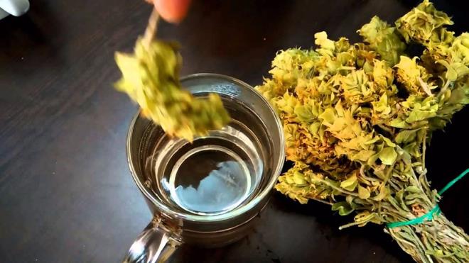 Adaay    <br>Scak suya atnca kard youn koku ve tadyla badndren nefis ay. Zararl toksinleri vcuttan uzaklatran, sindirimi kolaylatran, sinirleri yattran adaay bir doal mucize.