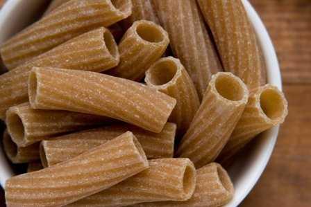 KEPEKL MAKARNA     Lif iermektedir. Tketildikten sonra hacimlerinin % 20'si kadar genileme zelliine sahiptirler.