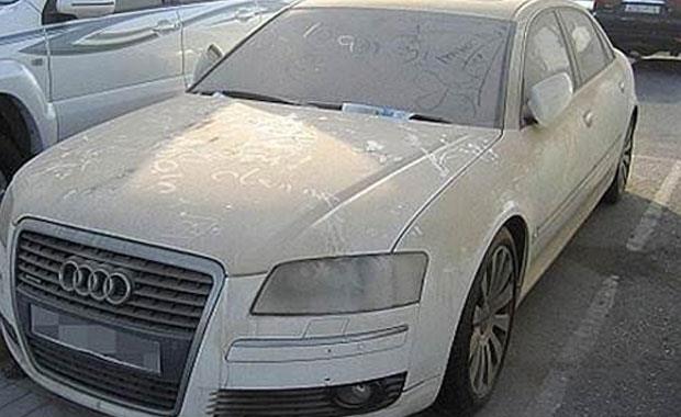 Dubai yasalar kentte alp veya iyeri ap sonrasnda ayrlmak isteyenlerin "sfr borla" ayrlmasn gerektiriyor. Anavatana dnldnde denen vergiler, Dubai'de lks otomobil almann avantajlarn yok ediyor.