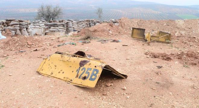 TSK tarafndan hudutlar ve blgede gvenlik ve istikrar salamak, Afrin'de YPG/PKK ve DEA mensuplarn etkisiz hale getirmek, dost ve karde halk terr rgt yelerinin bask ve zulmnden kurtarmak iin zgr Suriye Ordusu'nun (SO) desteiyle 20 Ocak'ta balatlan harekat baaryla sryor. Trk Silahl Kuvvetleri (TSK) tarafndan yrtlen Zeytin Dal Harekat kapsamnda terr unsurlarndan arndrlan stratejik neme sahip Sakarkaya Tepesi'nde terristlerce kazlan dev ukur ve tneller, AA ekibi tarafndan grntlendi.