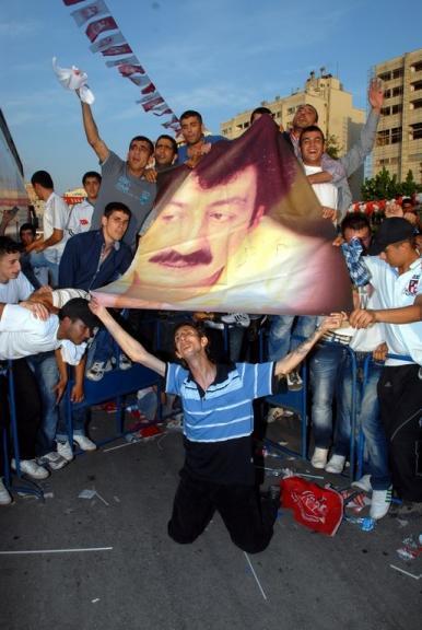 Mslm Grses ''Mslm Baba'' lakabyla anlrken, arabesk dnyasnda, ''Ferdiciler'', ''Orhanclar'' gibi, ''Mslmcler'' ismiyle anlan, kendisine tutkuyla bal bir dinleyici kitlesi edindi