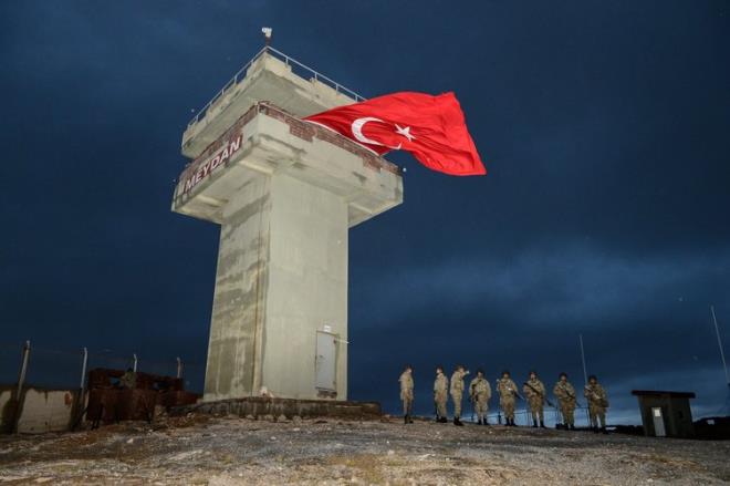 Trk Silahl Kuvvetleri (TSK) ile ortak yrtlen alma sonucunda 147 Kalekol s pompas olarak bilinen teknoloji ile stlacak. Konuyla ilgili SABAH'a bilgi veren Canovate Ynetim Kurulu Bakan Can Gr,"Gneydou'daki kalekol ve karakollarn stlmas zordu,