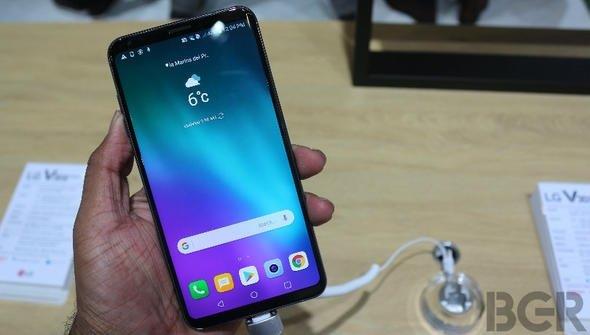 9 Mart'ta sata kaca aklanan telefonun fiyat hakknda ise henz bir bilgi bulunmuyor.