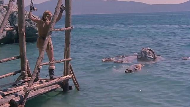 Tarkan Viking Kan    Filmdeki denizin iinde ekilen sahneler zmir'de bir otelin havuzunda gerekletirildi.