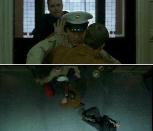 Gemii Olmayan Adam  -  Deniz Piyadesi'nin ilk karelerde den apkas tekrar beliriyor.