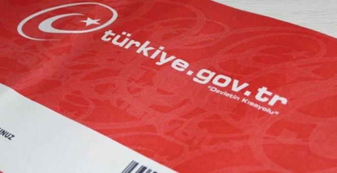 SEFERDE GREVE ARILACAK MISINIZ?    Milli Savunma Bakanl'nn sunduu bir dier servis ise Sefer Grev Emri Sorgulama. Bu servise ilgi zellikle Afrin'e ynelik Zeytin Dal Harekt sonras artm durumda.