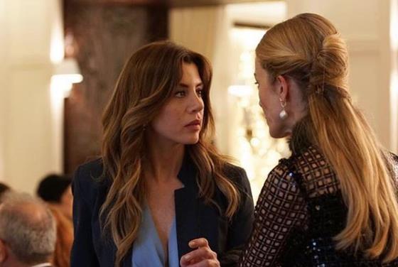 &#8220;UFAKTAN KAYBOLAN DZ &#8216;Ufak Tefek Cinayetler&#8217;i bu hafta ev ahalisi inatla izledi ve &#8220;Verdiimiz son anst&#8221; diyerek, geceyi bitirdi. u p torbasn evden eve dolatrarak geen bir blmn sonunda ev ahalisi, &#8220;Biri lsn ya da boansn, ne yapacaklarsa yapsnlar yoksa i iten geecek&#8221; dedi. zlenme oranlar tatminkr olabilir. nemli olan, uyarnn mutlu mesut zamanlarda yaplmas. &#8220;