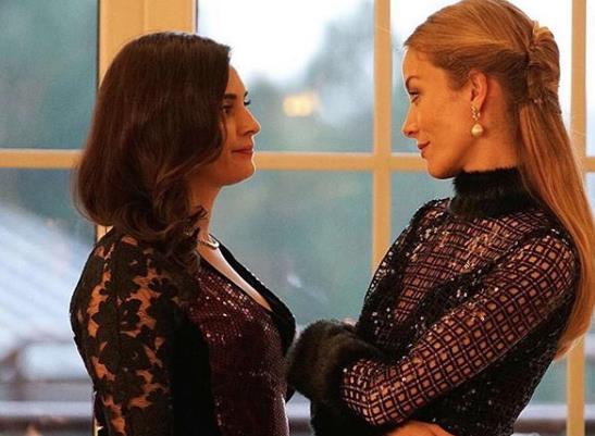 te yandan dizide senaryonun bir trl ilerlememesi de izleyiciyi ekrandan uzaklatryor.