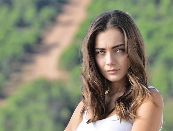 Damla Snmez'in doum yeri stanbul. Doum tarihi 3 Mays 1987. Snmez, Boa burcu nllerden.