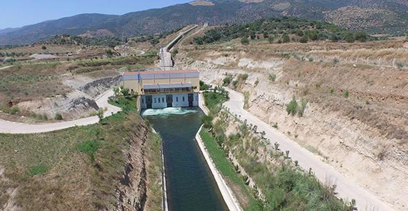 <p>irket Ad:Hes A..</p>  <p> </p>  <p>2015 Sras:20</p>  <p> </p>  <p>2016 Sras:25</p>  <p> </p>  <p>ehir:Kayseri</p>  <p> </p>  <p>Ciro (TL):1.175.056.731</p>  <p> </p>  <p>Sektr:Enerji</p>  <p> </p>  <p>irket Ad:Glsan Sentetik Dokuma Sanayi</p>  <p> </p>  <p>2015 Sras:262016 Sras:24</p>  <p> </p>  <p>ehir:Gaziantep</p>  <p> </p>  <p>Ciro (TL):1.204.284.296</p>  <p> </p>  <p>Sektr:Tekstil</p>  <p> </p>  <p>irket Ad:Erpili Entegre Tavukuluk</p>  <p> </p>  <p>2015 Sras:23</p>  <p> </p>  <p>2016 Sras:30</p>  <p> </p>  <p>ehir:Bolu</p>  <p> </p>  <p>Ciro (TL):1.204.284.296</p>  <p> </p>  <p>Sektr:Tekstil</p>  <p> </p>