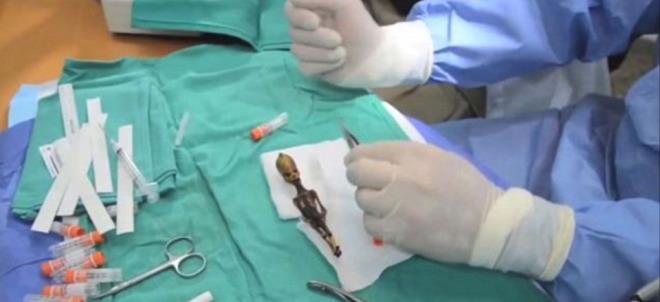 2003 ylnda ili&#8217;de bulunan ve bir uzaylya ait olabilecei iddia edilen, 15 cm uzunluundaki mumyann bugne kadar tanmlanamayan eitli genetik hastalklardan muzdarip cce bir kz ocuunun bedeni olduu ortaya kt.