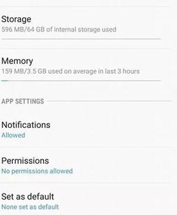 Facebook ile ilgili ayarlara ulatnz bu ekran uygulamann kulland hafza ve depolama gibi bilgilerin hemen altnda zinler'e (Permissions) dokunun.