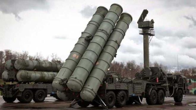 KULLANAN LKELER<p>    S-400:<p>  Rusya,<p>  n deme yapan lke: Trkiye<p>  Sevkiyat aamasnda: in<p>  Anlama imzalayan lke: Suudi Arabistan  Olas alclar: Hindistan, Bahreyn