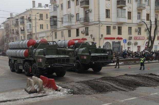 S-400'LERN MODFKASYONU<p>    -500 'Prometey' Fze Savunma Sistemleri  Uzun menzilli mobil fze savunma sistemi olup her trl aerodinamik ve balistik hedefler iin gelitirilmektedir.