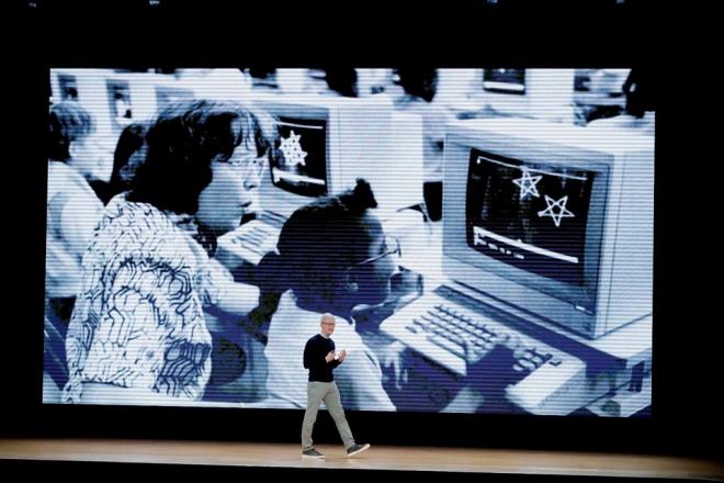 Yeni iPad, AR deneyimleri iin geni bir vizr sunuyor. Retina ekran, gl ipi, iyiletirilmi kameralar, hassas hareket takibi iin jiroskop ve ivmeleri de kapsayan gelimi sensrleri, yeni nesil AR uygulamalarn desteklemek iin tasarland.