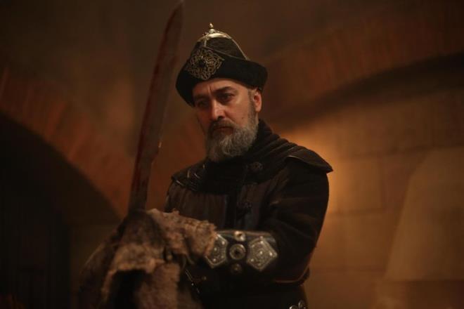 DRL ERTURUL 113. BLM NELER OLACAK? (TAHMNLER)    Emir Sadettin'in yaralandn gren saray korumalar Aslhan Hatun'u bulunduu yerde ldrecekler.