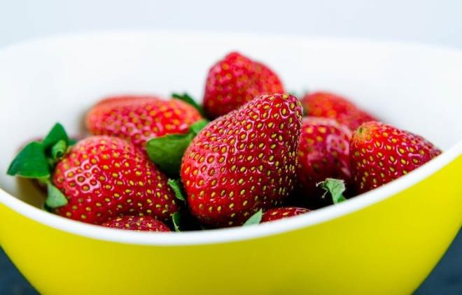 Yazn habercisi ilek, bakl glendiriyor. Tansiyonu dryor ve daha birok hastala ifa kayna oluyor.