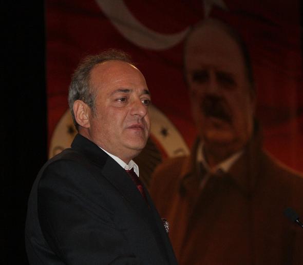 Kulp: Genlerbirlii    Bakan: Murat Cavcav    irket/Sektr: Ankara Un /Gda
