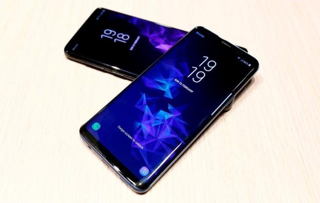 Samsung Galaxy S9+    6 GB RAM