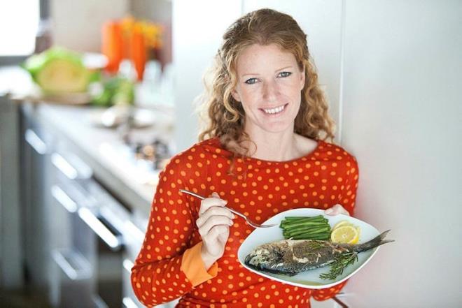 Sivilceye neden olan besinler arasnda Omega 3 ve Omega 6 ya ieren rnler de yer alr. Bu rnlere deniz rnleri, balk ya, keten tohumu gibi rnekler verilebilir.