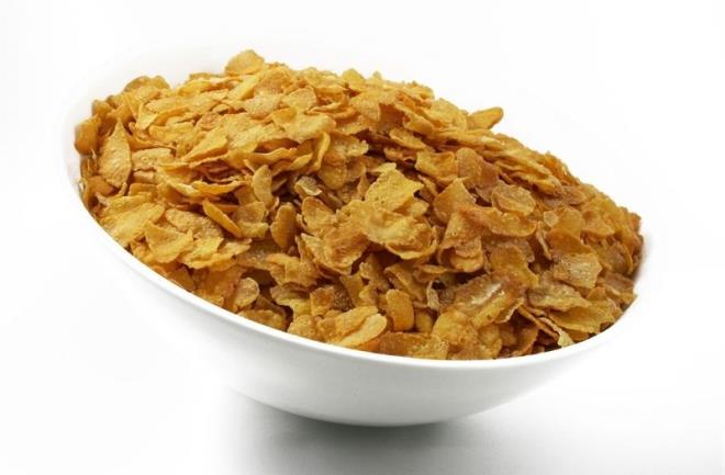 lenmi msr gevrekleri: Kahvaltlarda pek ok kiinin tercih ettii hazrlanmas kolay pratik besinlerden biridir. Yksek karbonhidrat ierii sayesinde kan ekerinde hzl deiikliklere sebep olurken bir yandan doygunluk hissi de oluturmadndan gn ierisinde gereksiz kalori almlarna sebep olabilmektedir. Kahvalt iin uygun olan msr gevrekleri yksek lif yapsna sahip olanlardr. Lif ierikleri sayesinde uzun sre kiiyi tok tutacaktr. Msr gevrei yerine yulaf ezmesi veya yulaf kepei tercih edilmelidir.