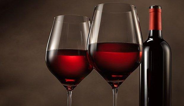 Alkol: Aratrmalara gre tketilen alkolden sonra ar bir alk hissediliyor ve imeden nceki halden ok daha fazla a hissedildii belirtiliyor. zellikle bira ve krmzn arabn maksimum alk hissi oluturduu belirlenmitir. Bu yzden nadiren tercih edilmesi gerekmektedir.