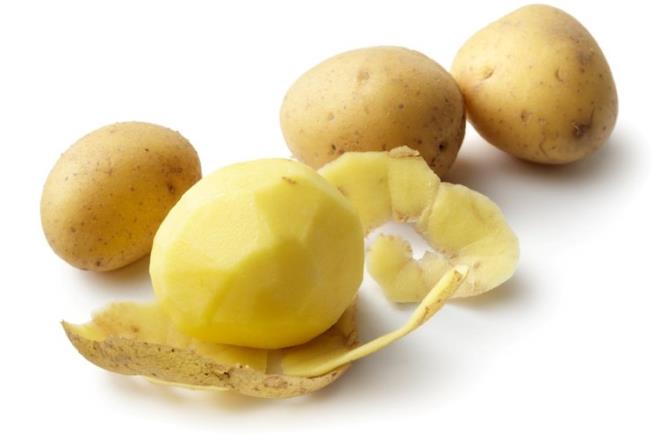 ARTIK FIRINDA PATATES    Folyo kapl patatesinizi frndan ktktan sonra iki saat ierisinde buzdolabna koymadnz srece, hava geirmeyen folyo ierisinde yava soutma, ciddi ekilde hastalanmanza sebep olabilecek botlizm riski oluturur.